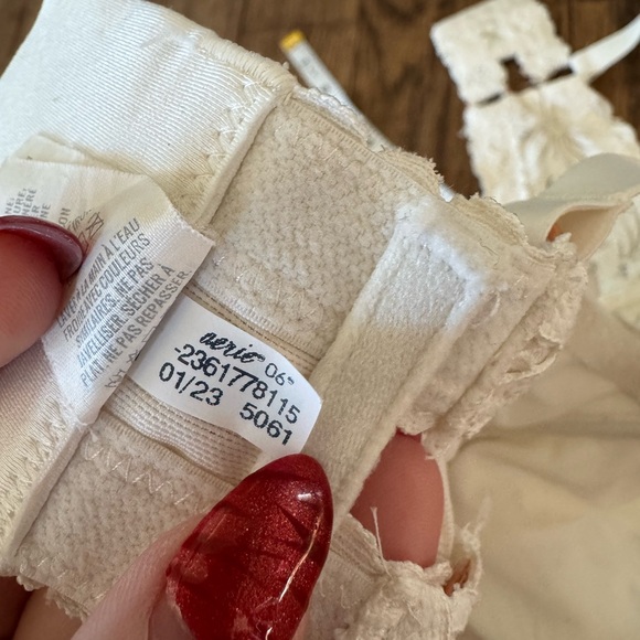 Aerie White/Cream Floral Lace Bra - Picture 6 of 7
